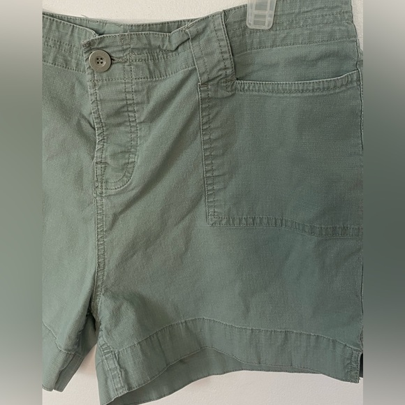 Vintage Green Cargo Shorts Size 14 B.U.M Equipment - Picture 2 of 7